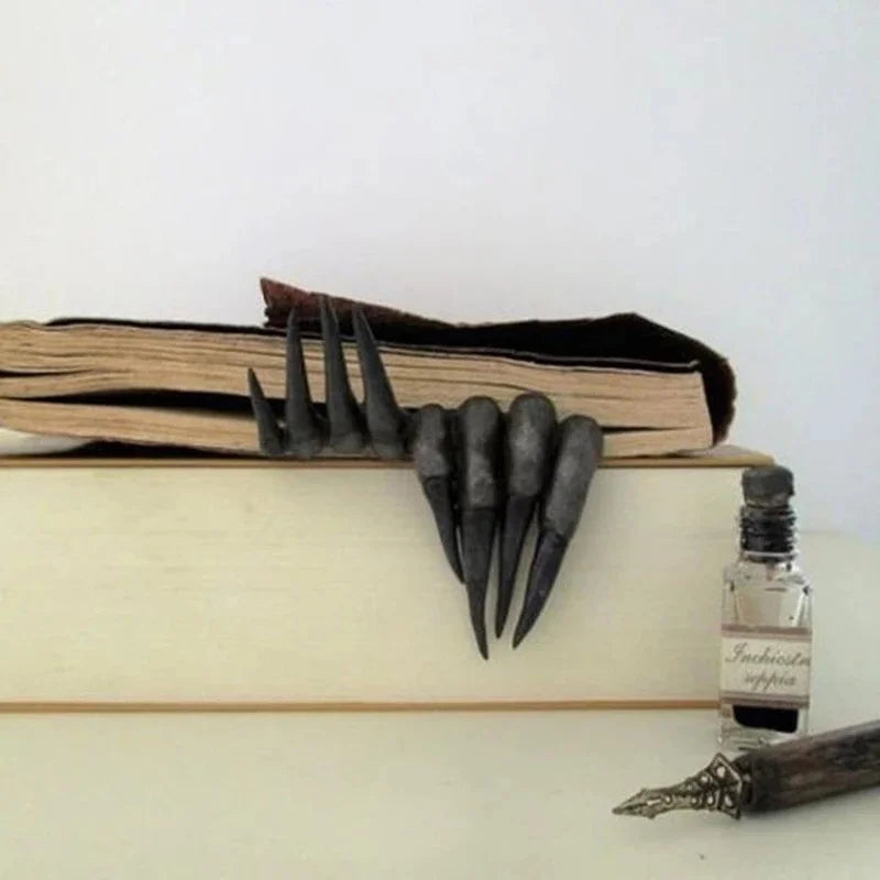 Hand of the Devil Halloween Horror Movie Bookmark Resin Crafts Desktop Decoration Bookmark